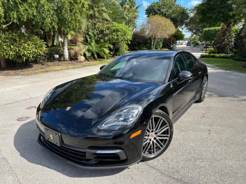 2018 Porsche Panamera 4