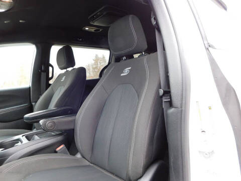 2020 Chrysler Pacifica Touring