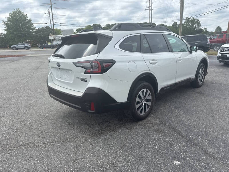 2022 Subaru Outback Premium