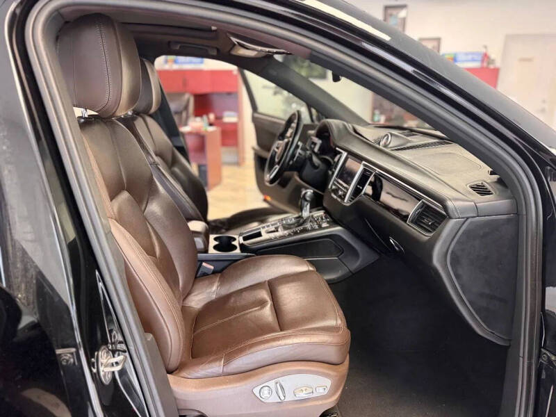 2015 Porsche Macan S