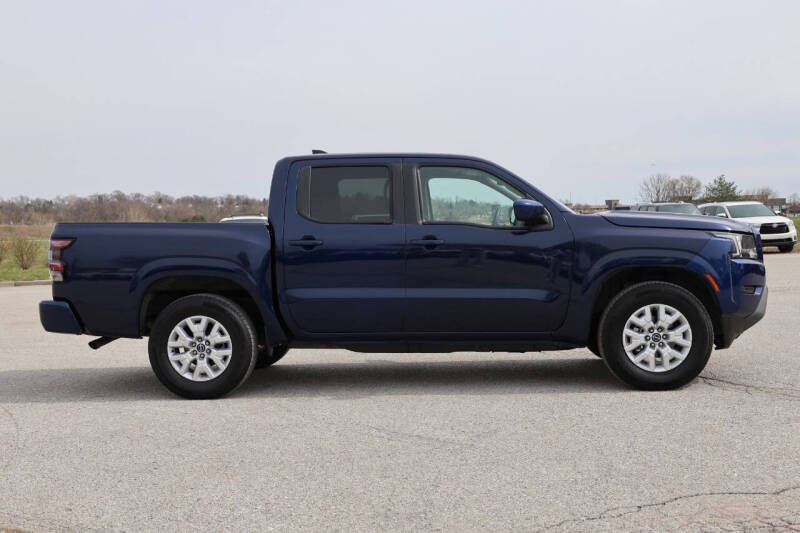 2022 Nissan Frontier SV