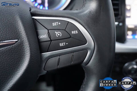 2015 Chrysler 300 Limited