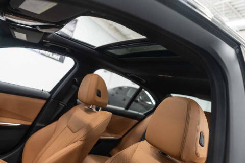 2025 BMW 3 Series 330i xDrive