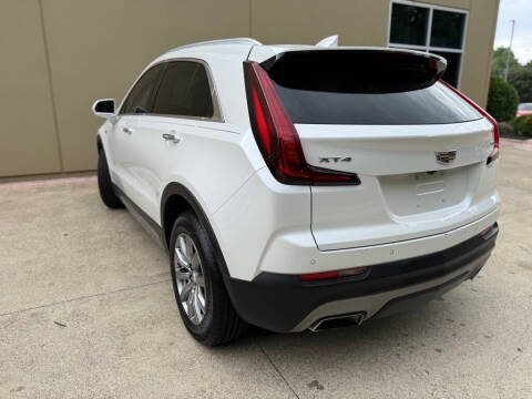 2020 Cadillac XT4 Premium Luxury
