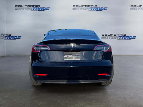 2020 Tesla Model 3 Standard Range Plus