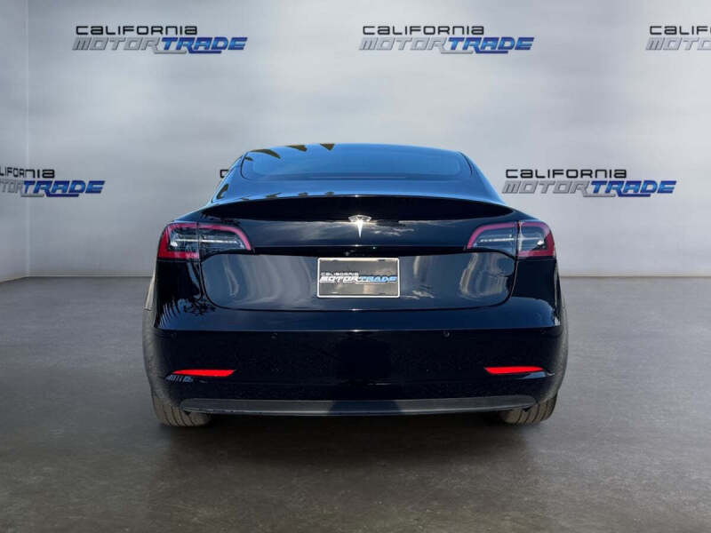 2020 Tesla Model 3 Standard Range Plus