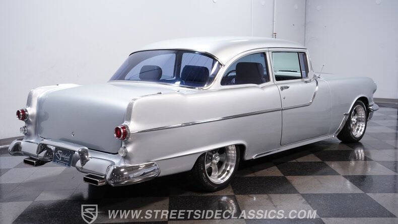 1955 Pontiac Chieftain