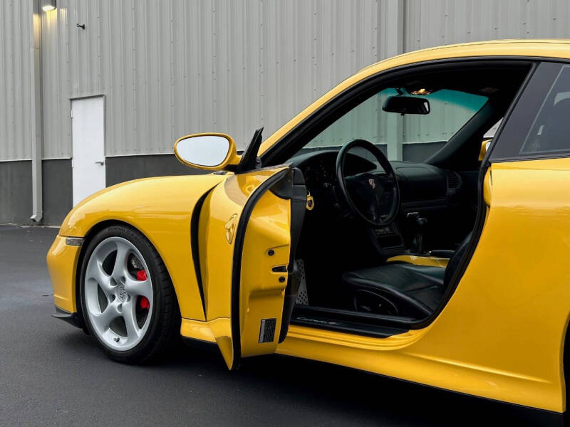 2002 Porsche 911 Carrera 4S