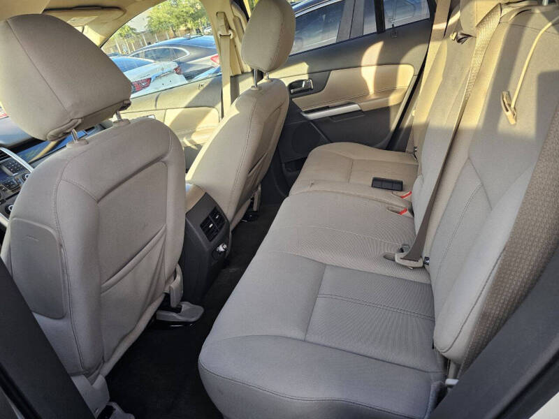 2013 Ford Edge SE