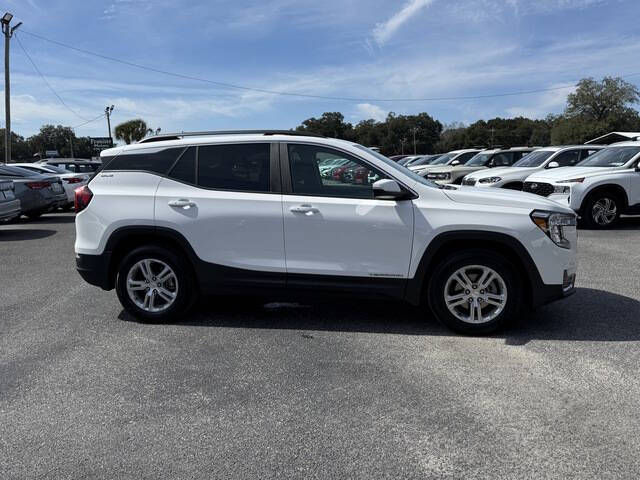 2023 GMC Terrain SLE