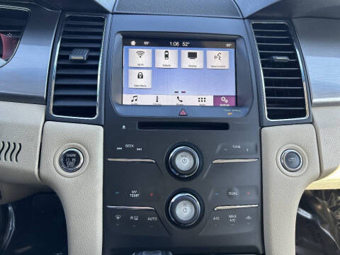 2019 Ford Taurus SEL