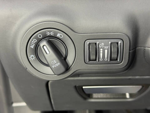 2023 Maserati Ghibli Modena Q4