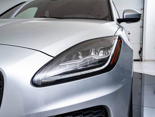 2019 Jaguar E-PACE P300 R-Dynamic SE