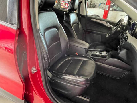 2021 Ford Escape SEL