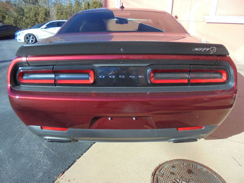 2020 Dodge Challenger SRT photo 7