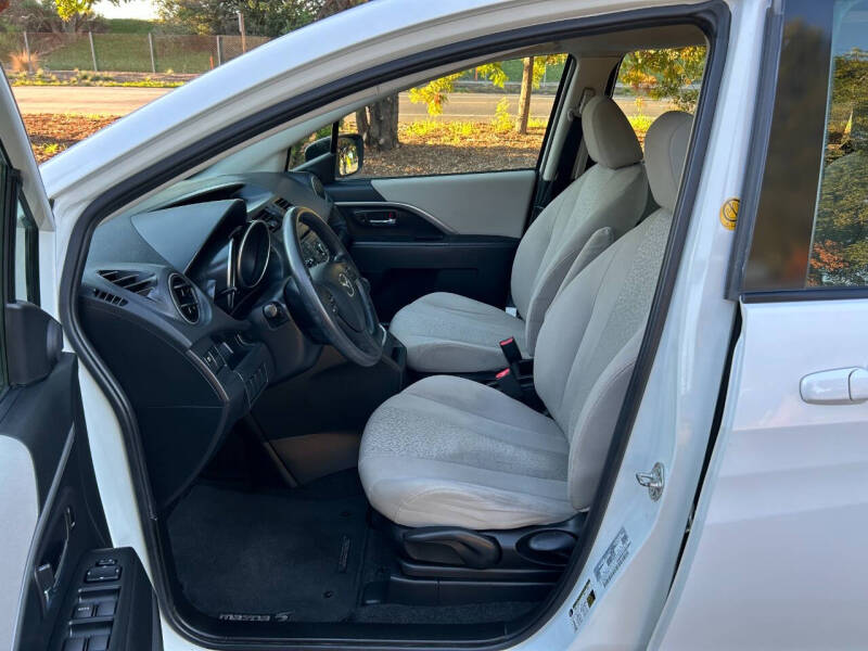 2012 Mazda MAZDA5 Sport