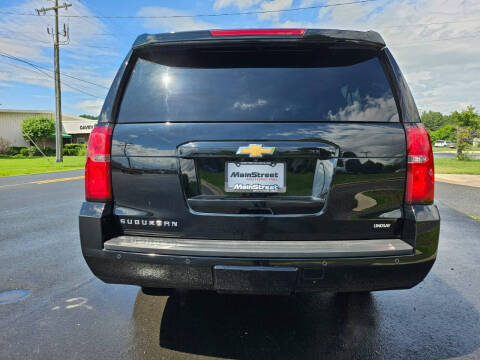 2016 Chevrolet Suburban LT