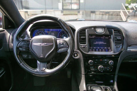 2019 Chrysler 300 S