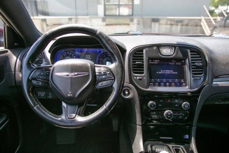 2019 Chrysler 300 S