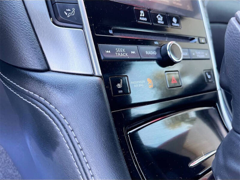 2022 Infiniti Q60 3.0T Luxe