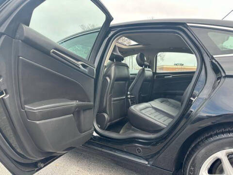 2016 Ford Fusion SE