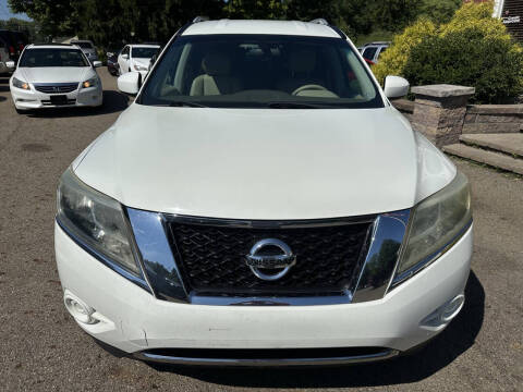 2015 Nissan Pathfinder S