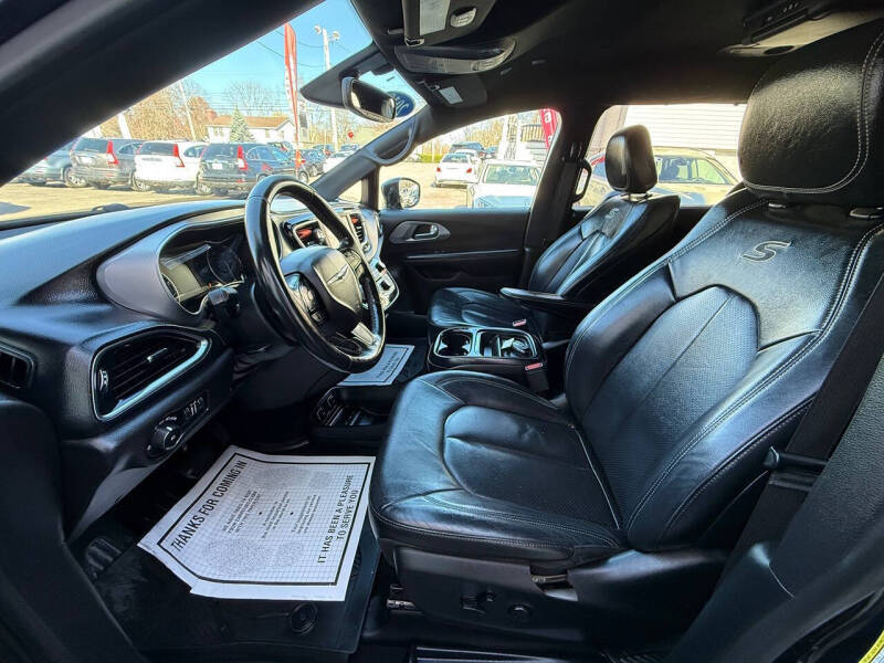 2019 Chrysler Pacifica Touring L