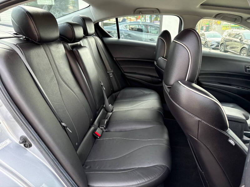 2020 Acura ILX w/Premium