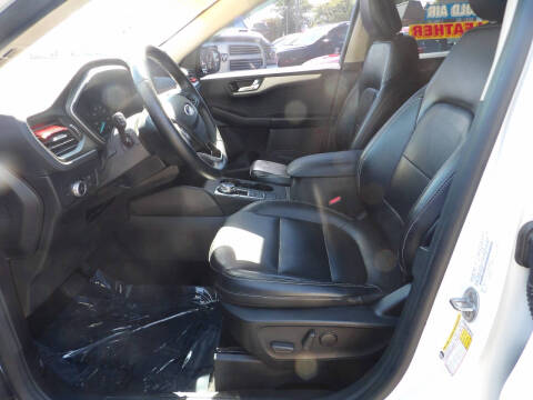 2020 Ford Escape SEL