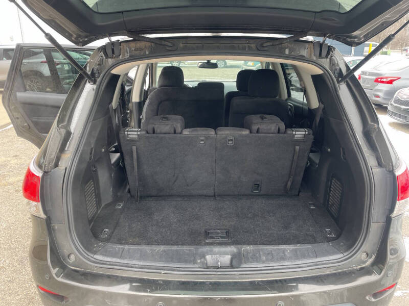 2015 Nissan Pathfinder SV