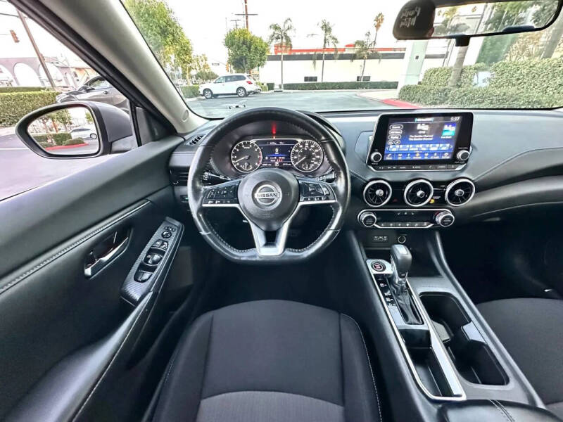 2022 Nissan Sentra SV