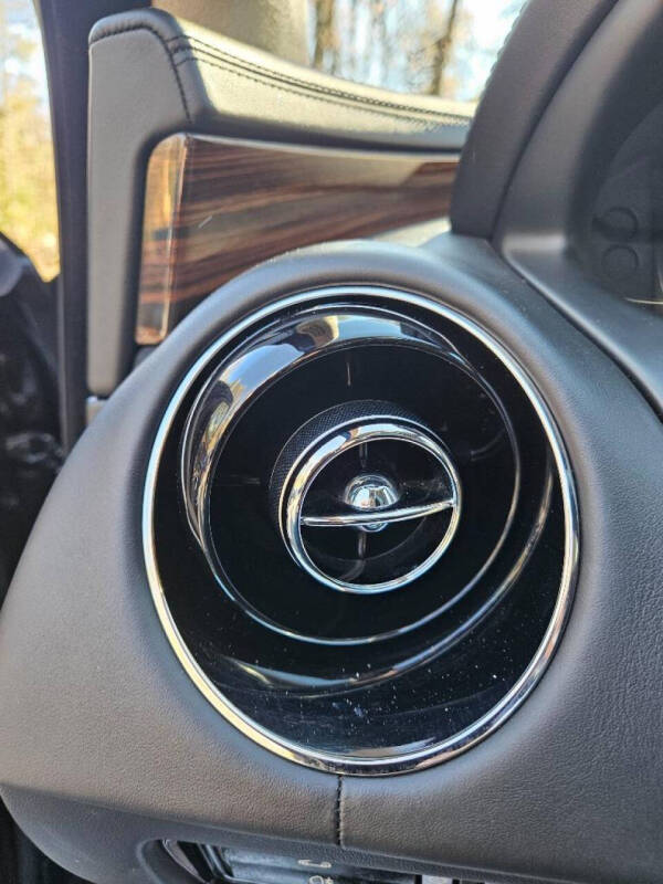 2013 Jaguar XJL Portfolio