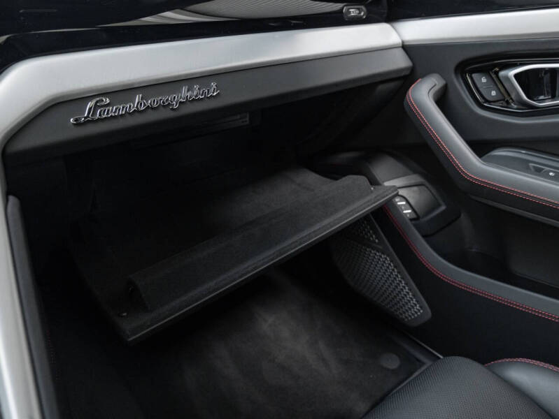 2020 Lamborghini Urus