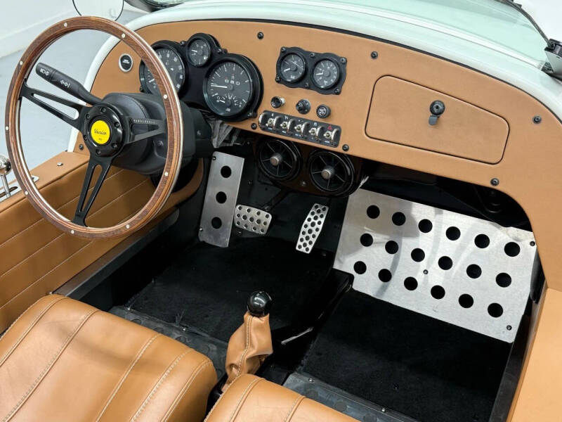 2022 Vanderhall Venice GT