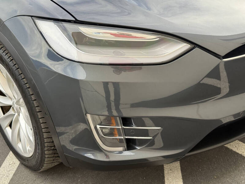 2017 Tesla Model X 75D