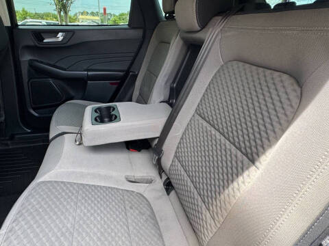 2021 Ford Escape Hybrid SE