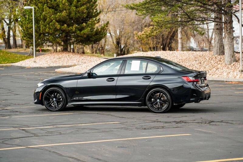 2023 BMW 3 Series 330i xDrive