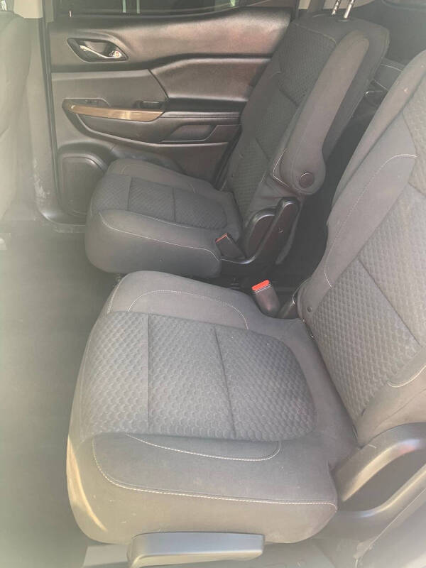 2018 GMC Acadia SLE-2