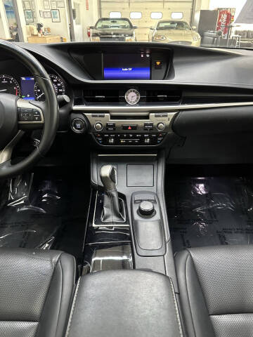 2016 Lexus ES 350