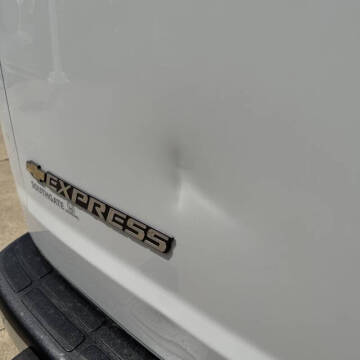 2023 Chevrolet Express 2500