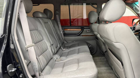 2003 Lexus LX 470