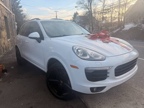 2017 Porsche Cayenne Platinum Edition