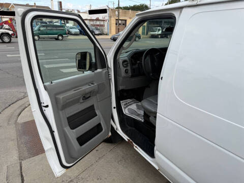 2013 Ford E-Series E-250