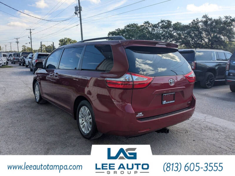 2017 Toyota Sienna