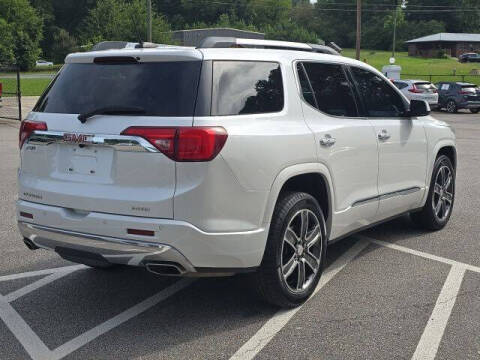 2017 GMC Acadia Denali