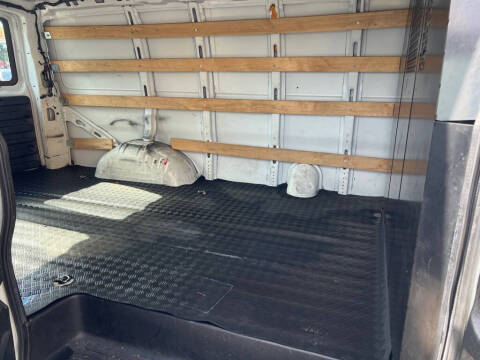 2021 GMC Savana 2500