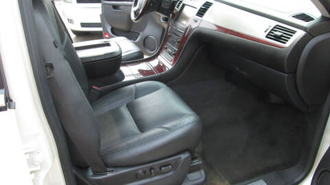 2013 Cadillac Escalade ESV Luxury