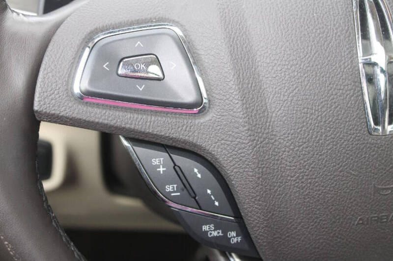 2017 Lincoln MKC Reserve