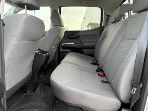 2018 Toyota Tacoma SR5 V6