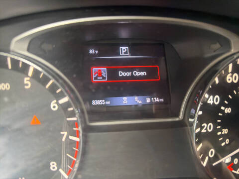 2017 Nissan Pathfinder Platinum